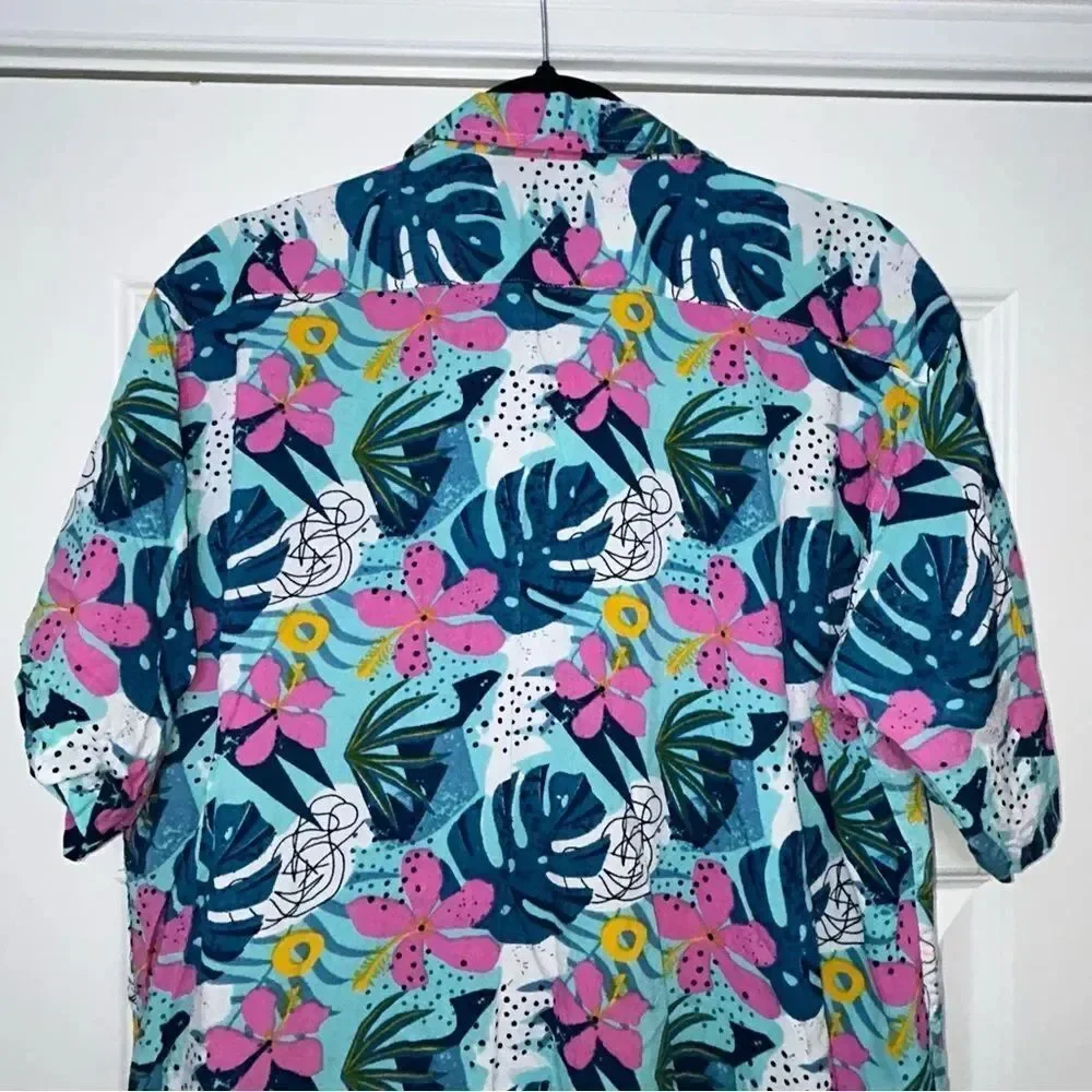 Mediterraneum Tropical Floral Print Button Front Short Sleeve Shirt